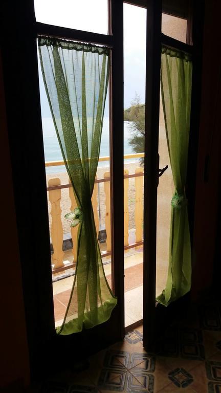 Noemi Holiday House Agnone Bagni Ngoại thất bức ảnh
